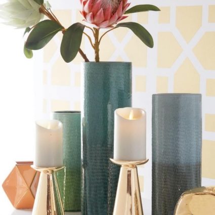Flameless Candles Decorating Ideas for Spring